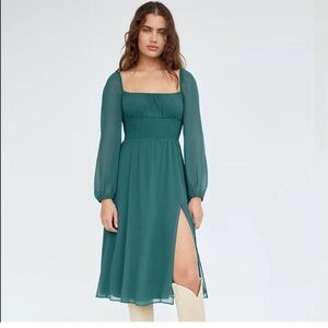 Aritzia Bella Dress Green Chiffon Sz Sm Milk Maid